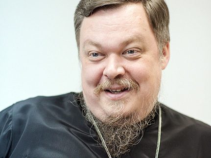 Протоиерей Всеволод прокомментировал письмо Толоконниковой