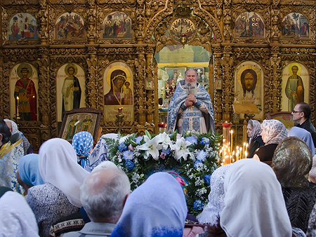 В Церкви молятся о мире в Украине