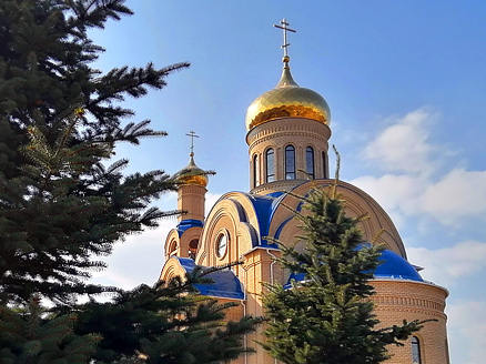 Приглашаем на службу в новый городской храм!