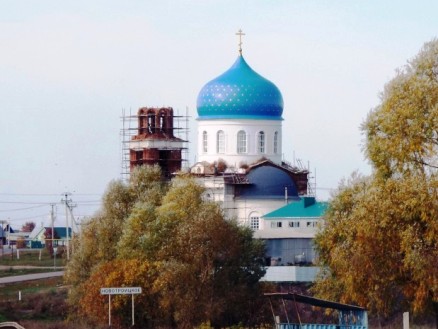 Пресвятая Богородица всегда пребывает с нами