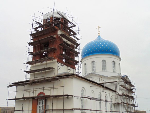 Продолжается восстановление храма в селе Новотроицкое