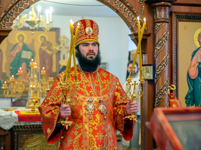 Епископ Мефодий возглавил престольное торжество в храме Архангела Михаила п.Джалиль