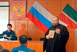 Прошла встреча настоятеля Орловского храма с полицейскими