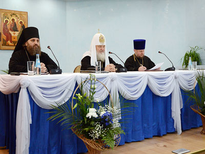 Патриарх Кирилл провел епархиальное собрание Калининградской епархии