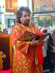 Архиерейское богослужение в день Антипасхи. Увеличить изображение. Размер файла: 159,38 Kb [600X800]