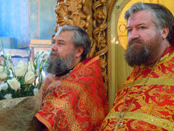 Архиерейское богослужение в день Антипасхи. Увеличить изображение. Размер файла: 188,03 Kb [800X600]