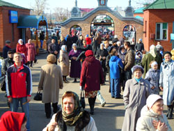 Архиерейское богослужение в Фомину Неделю. Увеличить изображение. Размер файла: 198,01 Kb [800X600]