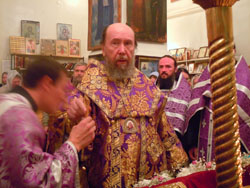 Архиерейское богослужение в Елабужском монастыре. Увеличить изображение. Размер файла: 160,39 Kb [800X600]