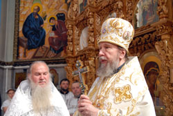 Божественная литургия в праздник Вознесения Господня. 141,17 Kb [800X536]