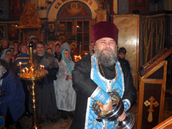 Всенощное бдение в день праздника Введения во Храм Пресвятой Богородицы. Увеличить изображение. Размер файла: 139,66 Kb [800X600]