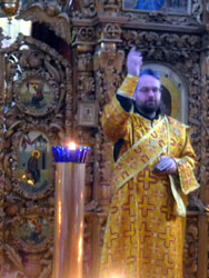 Воскресный день в Боровецкой церкви. Увеличить изображение. Размер файла: 145,88 Kb [600X800]