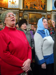 Воскресный день в Боровецкой церкви. Увеличить изображение. Размер файла: 125,73 Kb [600X800]