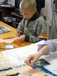 Подготовка к праздникам в Воскресной школе. Увеличить изображение. Размер файла: 118,69 Kb [600X800]