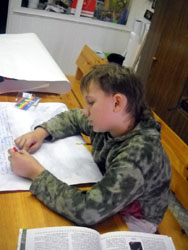 Подготовка к праздникам в Воскресной школе. Увеличить изображение. Размер файла: 106,09 Kb [600X800]