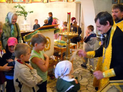 Молебен на новый учебный год. Увеличить изображение. Размер файла: 143,41 Kb [800X600]