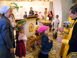 Молебен на новый учебный год. Увеличить изображение. Размер файла: 146,89 Kb [800X600]