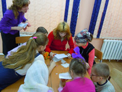 Пасхальная викторина в детской воскресеной школе. Увеличить изображение. Размер файла: 127,64 Kb [800X600]