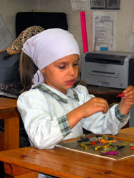 Занятия в детской воскресной школе. Увеличить изображение. Размер файла: 127,59 Kb [600X800]