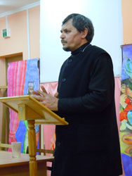 Пасхальная конференция в Свято-Вознесенском соборе. Увеличить изображение. Размер файла: 88,51 Kb [600X800]