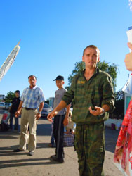 Отправка воскресных школ в лагерь. Увеличить изображение. Размер файла: 116,55 Kb [600X800]