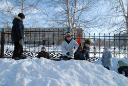 Масленица в Боровецкой церкви. Увеличить изображение. Размер файла: 185,39 Kb [800X536]