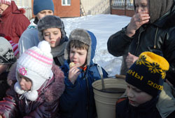 Масленица в Боровецкой церкви. Увеличить изображение. Размер файла: 127,44 Kb [800X536]