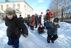 Масленица в Боровецкой церкви. Увеличить изображение. Размер файла: 142,23 Kb [800X536]