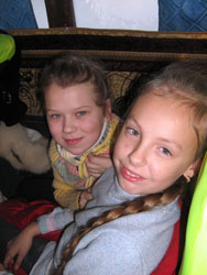 Паломническая поездка детей к Канским святыням. Увеличить изображение. Размер файла: 125,98 Kb [600X800]