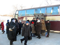 Паломническая поездка детей к Канским святыням. Увеличить изображение. Размер файла: 127,55 Kb [800X600]