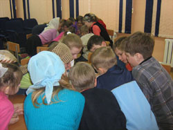 Пасхальная викторина в детской воскресной школе. Увеличить изображение. Размер файла: 133,98 Kb [800X600]