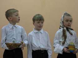 Пасхальный спектакль в детской воскресной школе. Увеличить изображение. Размер файла: 81,73 Kb [800X600]