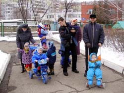 Спектакль для детей. Увеличить. 146кБ.