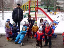 Спектакль для детей. Увеличить. 146кБ.