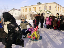 Масленица в Боровецкой церкви. Увеличить изображение. Размер файла: 149,49 Kb [800X600]