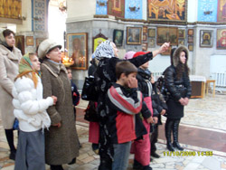 Воскресная школа г. Елабуги в гостях в Боровецкой церкви. Увеличить изображение. Размер файла: 182,61 Kb [800X600]