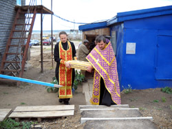 Мощи Киево-Печерских святых в Боровецкой церкви. Увеличить изображение. Размер файла: 194,34 Kb [800X600]