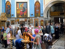 Всенощное бдение в канун празднования Преображения Господня. Увеличить изображение. Размер файла: 117,83 Kb [700X525]