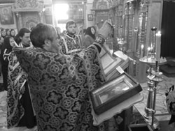 Чтение страстных Евангелий в Боровецкой церкви. Увеличить изображение. Размер файла: 129,3 Kb [800X600]