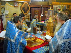 Литургия в праздник Введения Пресвятой Богородицы. Увеличить изображение. Размер файла: 171,8 Kb [800X600]