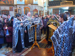 Чин выноса Плащаницы и Погребение Спасителя.Увеличить изображение. Размер файла: 198,62 Kb [800X600]