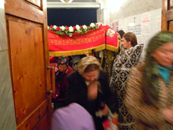 Чин выноса Плащаницы и Погребение Спасителя.Увеличить изображение. Размер файла: 127,2 Kb [800X600]