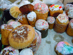 Освящение пасхальной снеди. Увеличить изображение. Размер файла: 176,81 Kb [800X600]