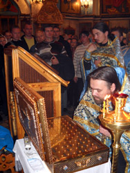 Всенощное бдение в праздник Покрова Божией Матери. Увеличить изображение. Размер файла: 228,19 Kb [600X800]