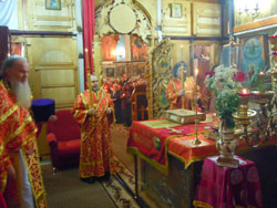 Пасхальная Заутреня в Боровецкой церкви. Увеличить изображение. Размер файла: 156,78 Kb [800X600]