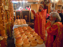 Пасхальная Божественная литургия. Увеличить изображение. Размер фа rel=group class=groupйла: 160,7 Kb [800X600]
