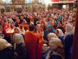 Пасхальная Божественная литургия. Увеличить изображение. Размер файла: 149,46 Kb [800X600]