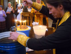 Таинство Соборования в Боровецкой церкви. Увеличить изображение. Размер файла: 117,08 Kb [800X600]