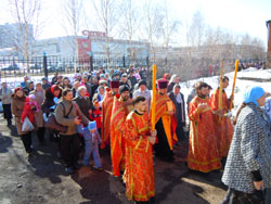 Божественная литургия в первый день Пасхи. Увеличить изображение. Размер файла: 196,52 Kb [800X600]