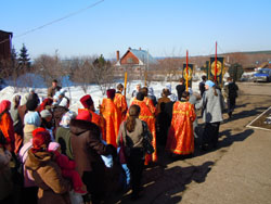 Божественная литургия в первый день Пасхи. Увеличить изображение. Размер файла: 149,9 Kb [800X600]