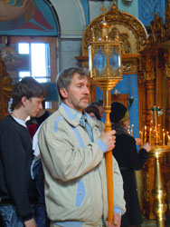 Божественная литургия в первый день Пасхи. Увеличить изображение. Размер файла: 145,31 Kb [600X800]